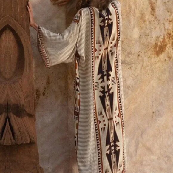 Desert Rose Kimono Duster - Picture 4 of 4